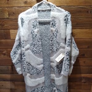 Woman dex candy taupe sweater size S